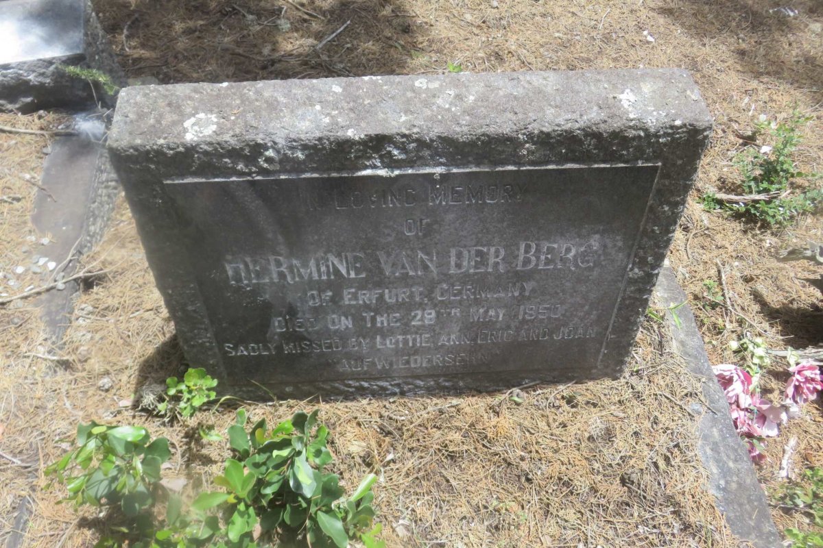 BERG Hermine, van der -1950
