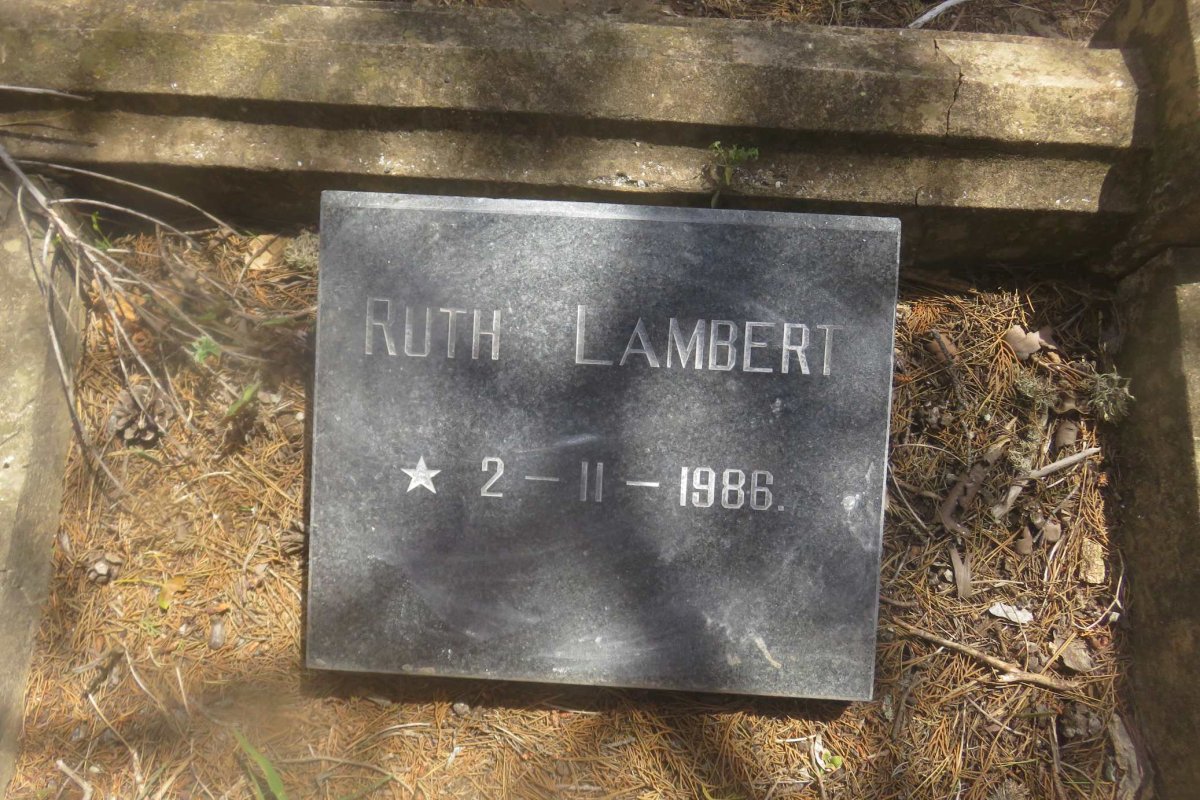 LAMBERT Ruth 1986-
