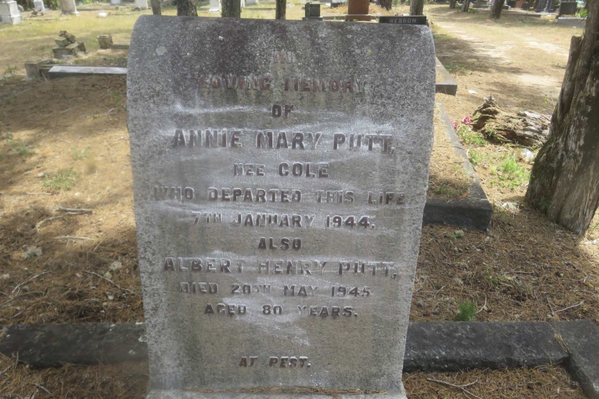 PUTT Albert Henry -1945 &amp; Annie Mary COLE -1944