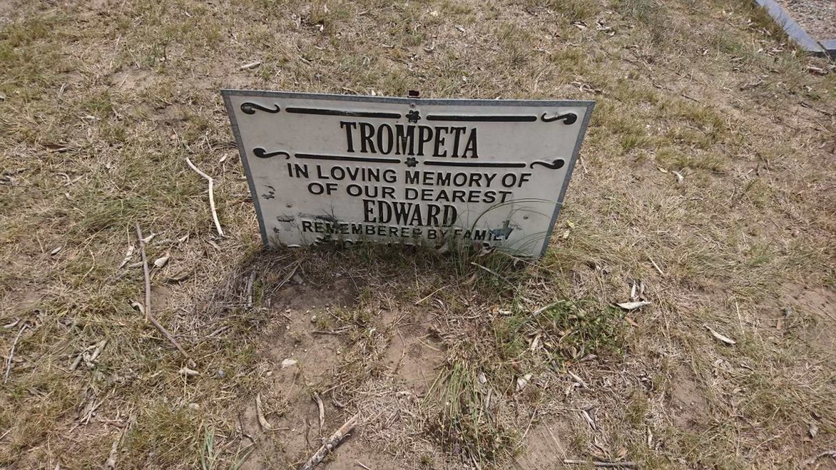 TROMPETA Edward