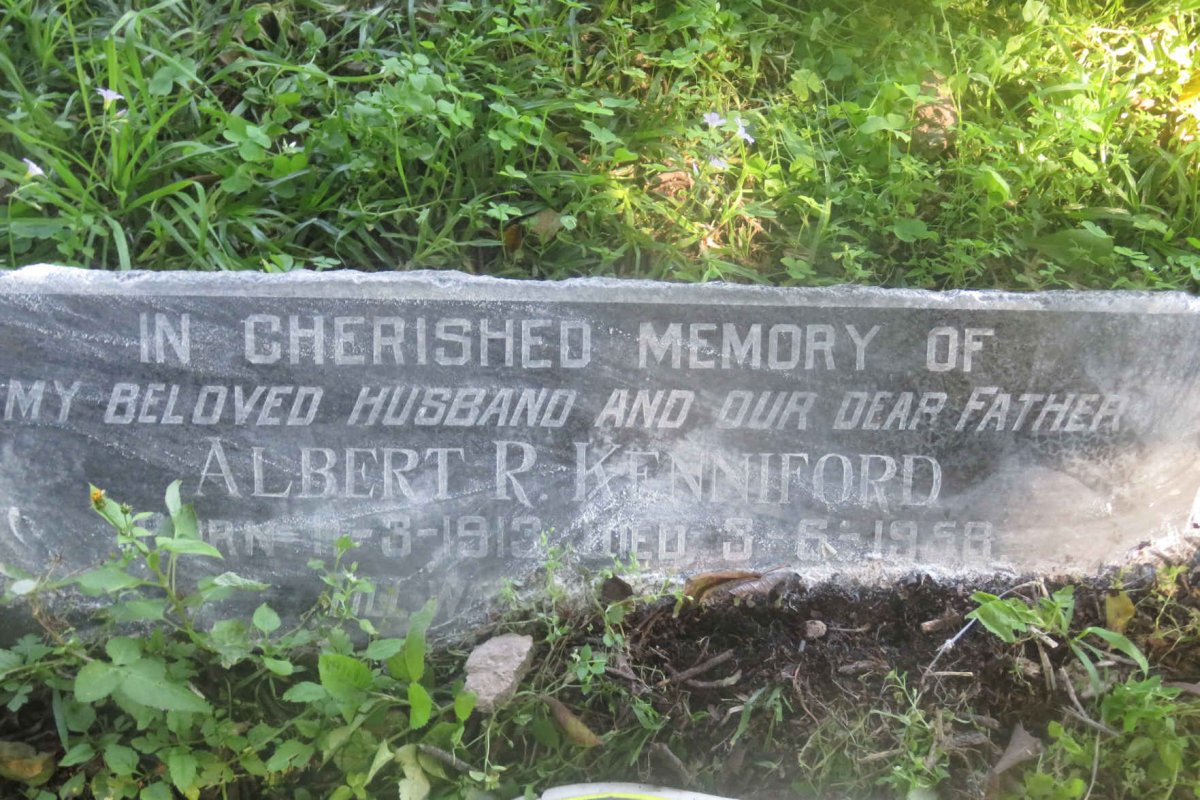 KENNIFORD Albert R. 1913-1958