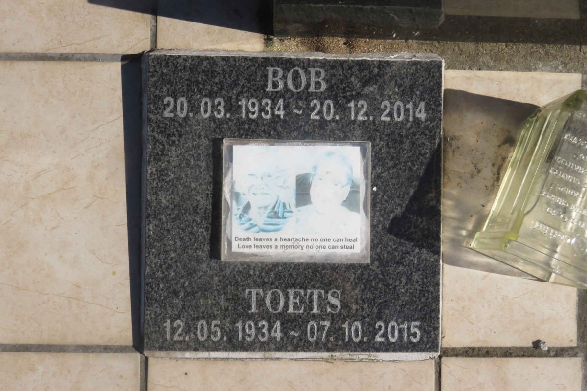 PETZER Bob 1934-2014 &amp; Toets 1934-2015