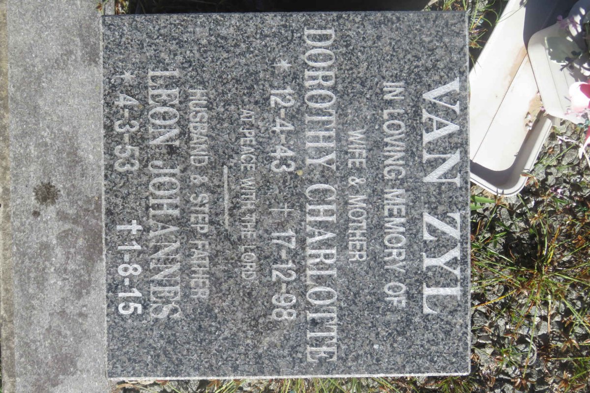 ZYL Leon Johannes, van 1953-2015 &amp; Dorothy Charlotte 1943-1998