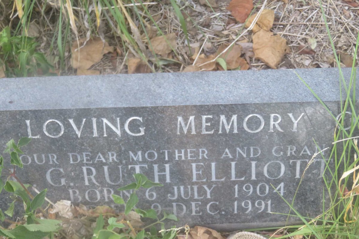 ELLIOTT G. Ruth 1904-1991