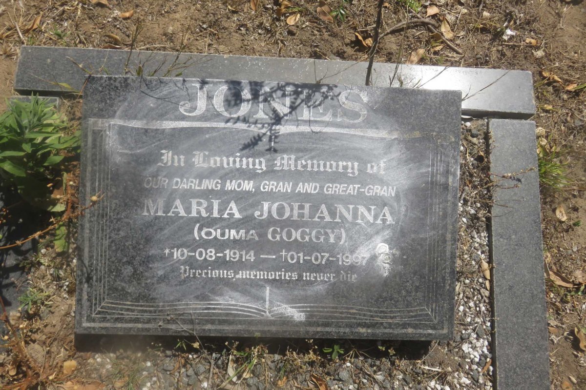 JONES Maria 1914-1997