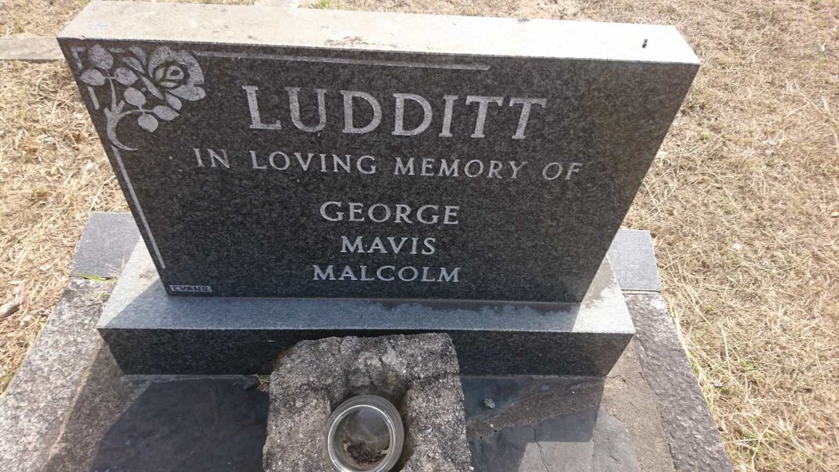 LUDDITT George :: LUDDITT Mavis :: LUDDITT Malcolm