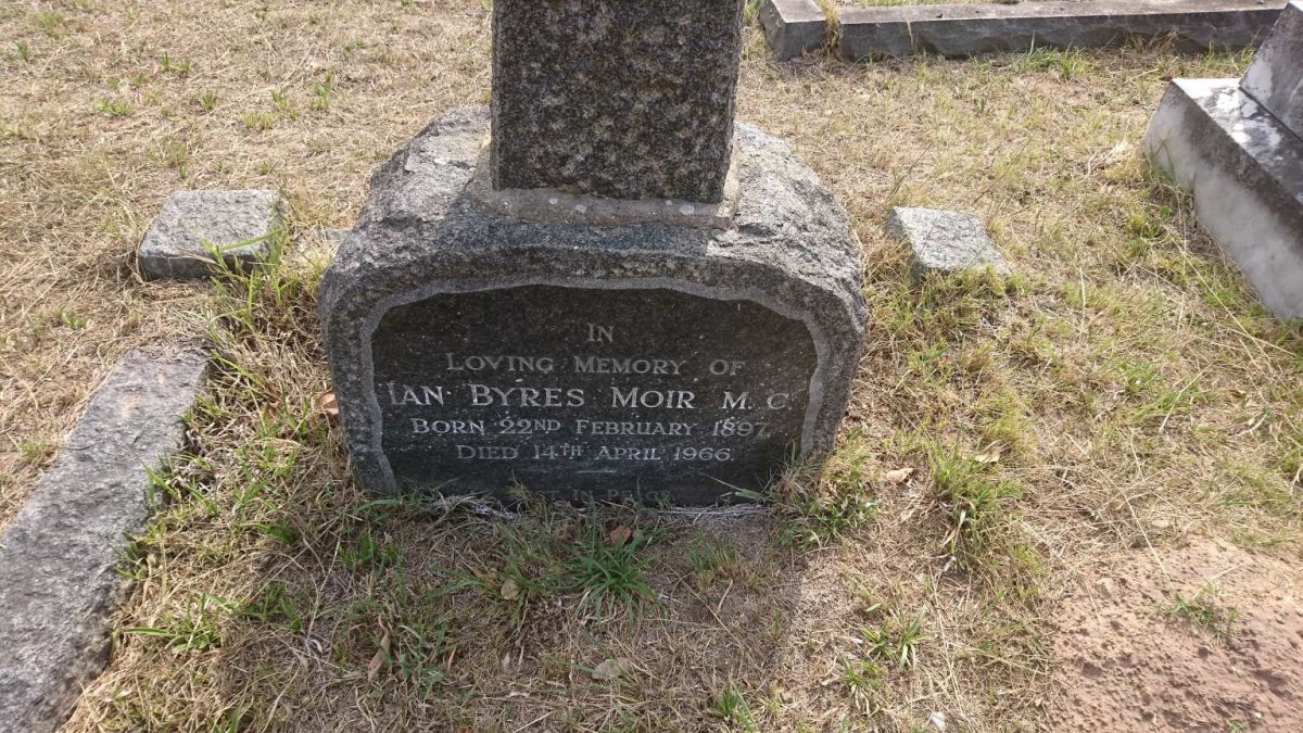 MOIR Ian Byres 1897-1966