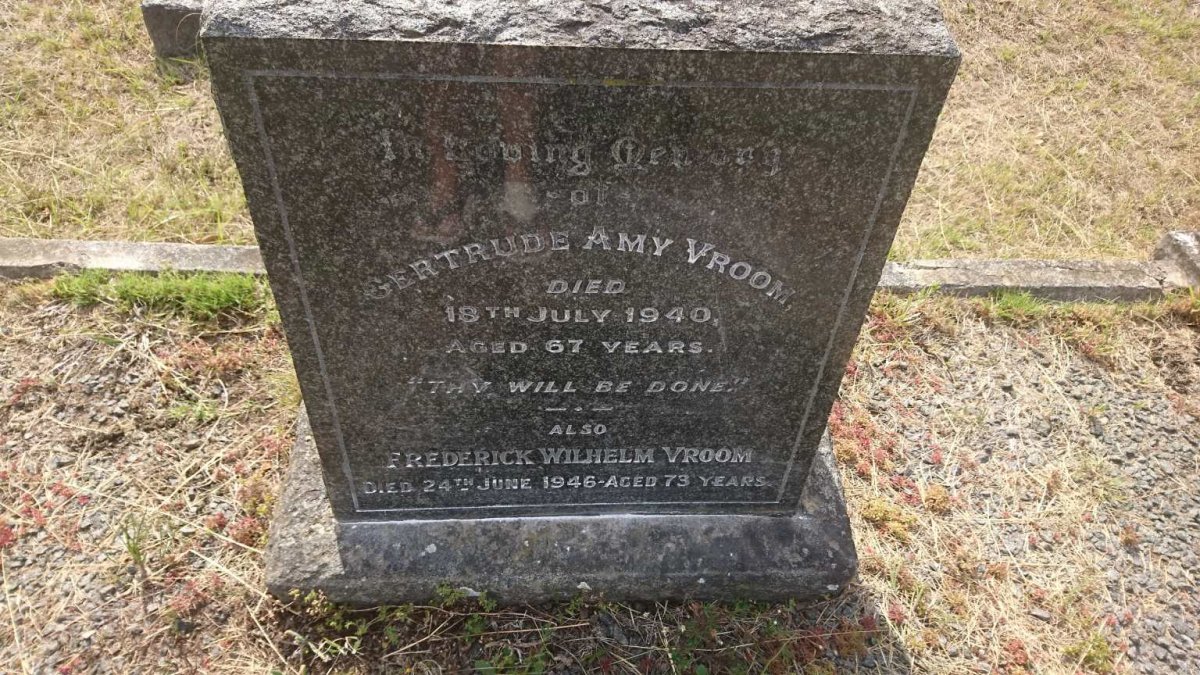 VROOM Frederick Wilhelm -1946 &amp; Gertrude Amy -1940