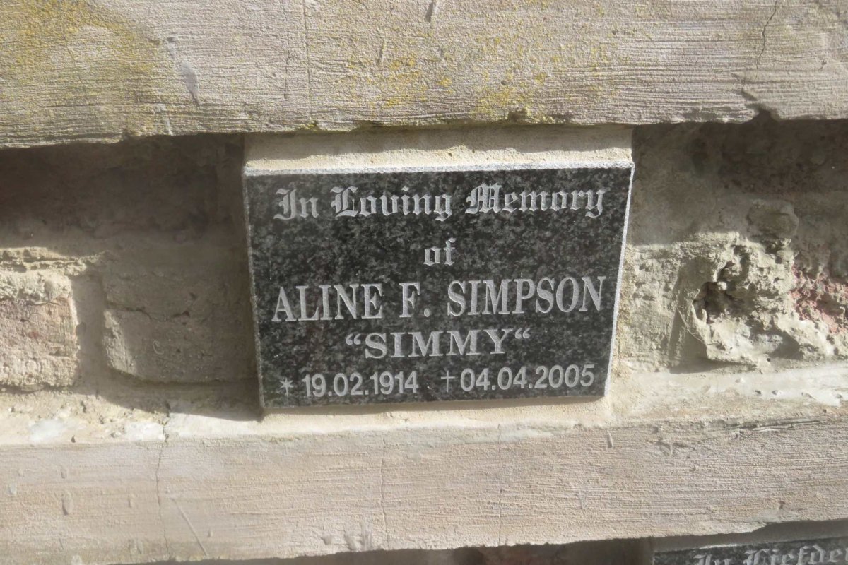 SIMPSON Aline F. 1914-2005