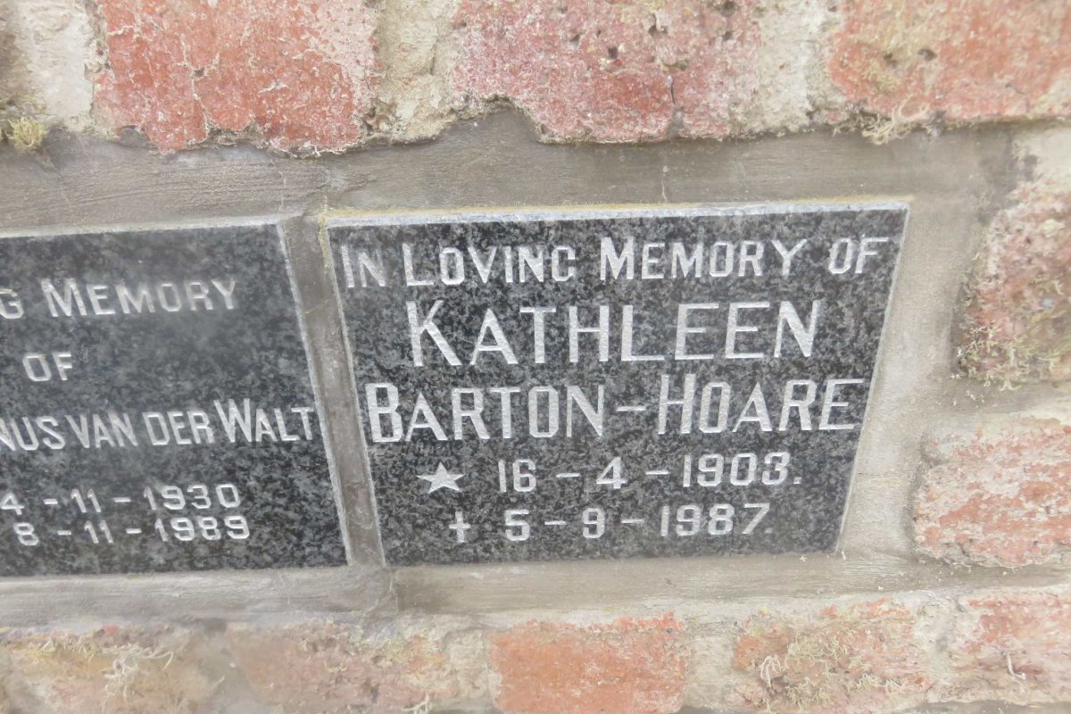 HOARE Kathleen, BARTON 1903-1987