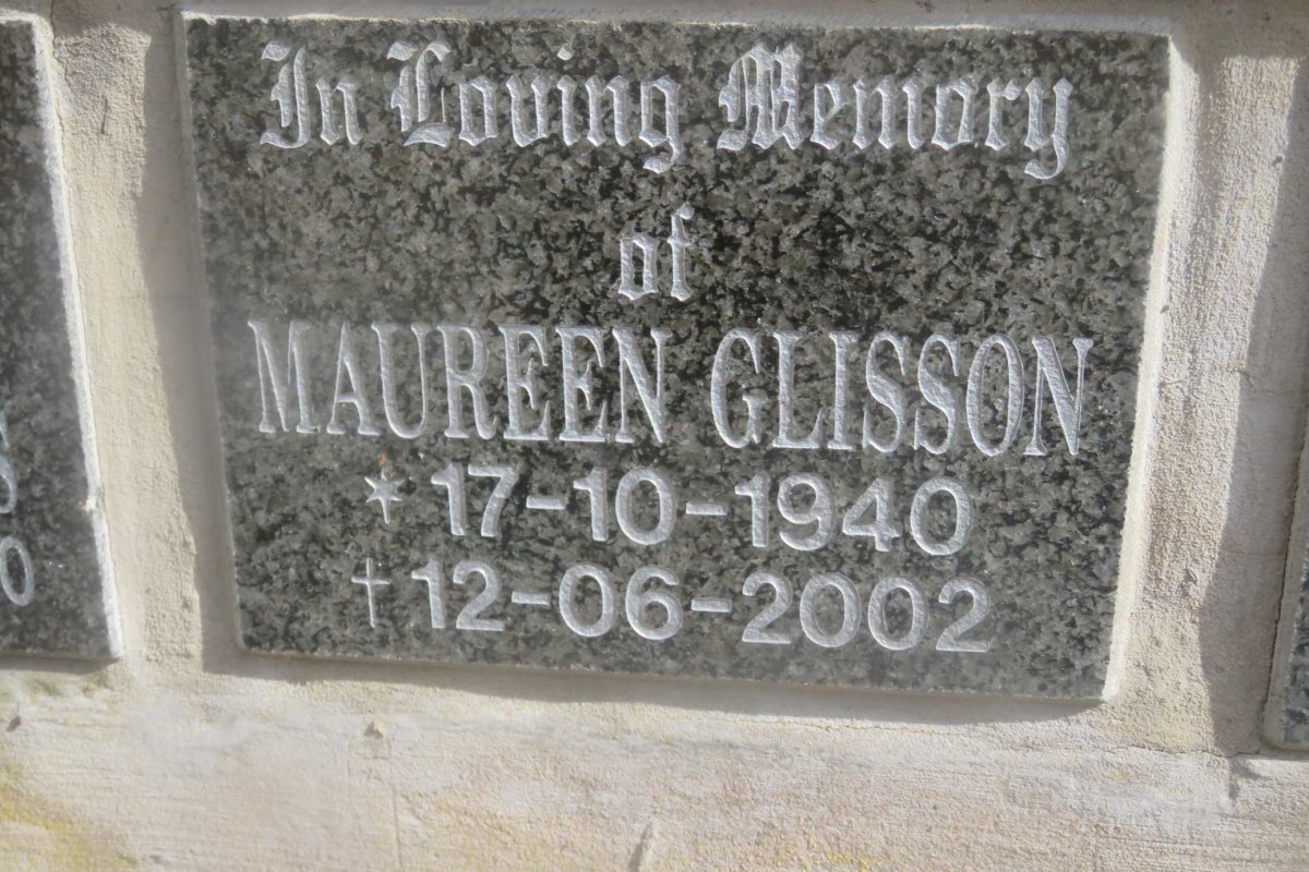 GLISSON Maureen 1940-2002
