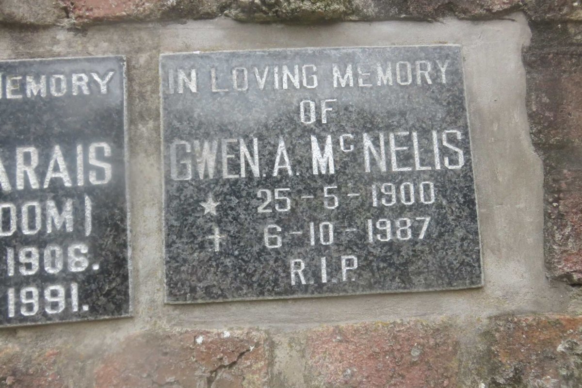 McNELIS Gwen A. 1900-1987