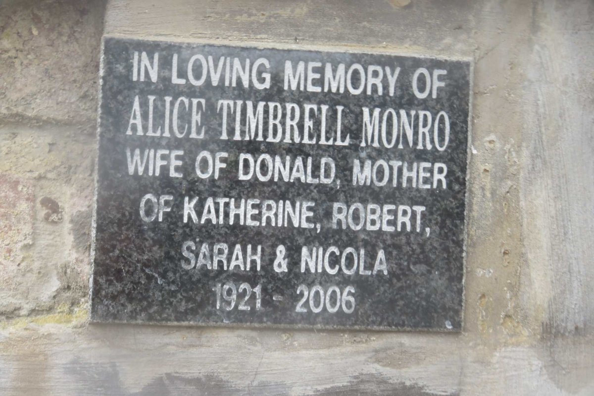 MONRO Alice Timbrell 1921-2006