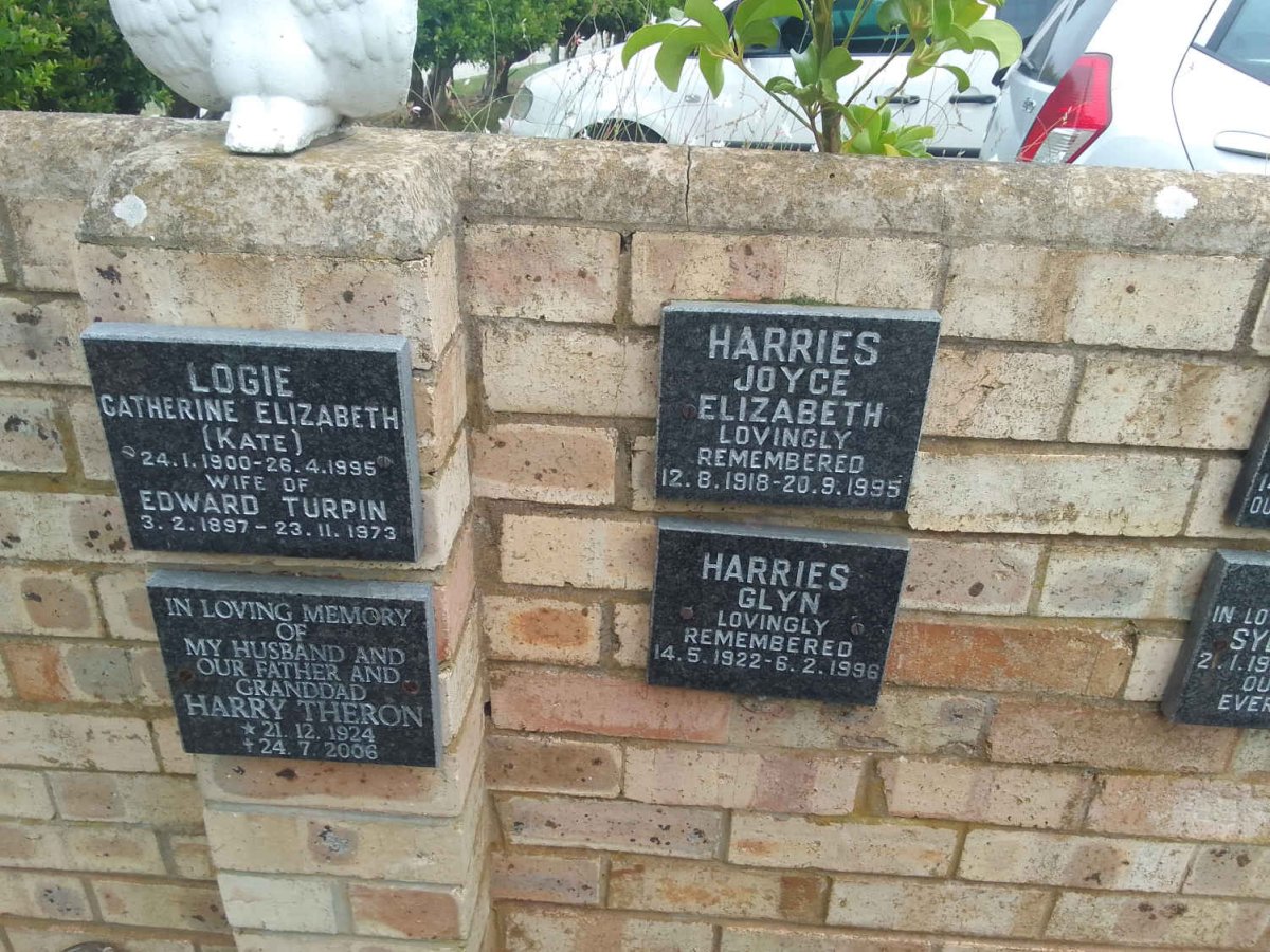 LOGIE Edward Turpin 1897-1973 &amp; Catherine Elizabeth 1900-1995