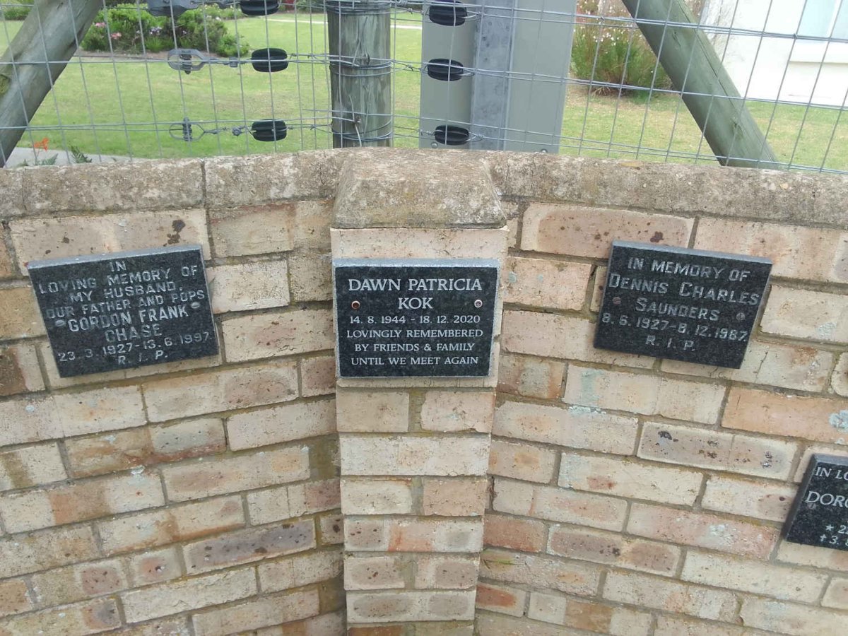 KOK Dawn Patricia 1944-2020 :: SAUNDERS Dennis Charles 1927-1987