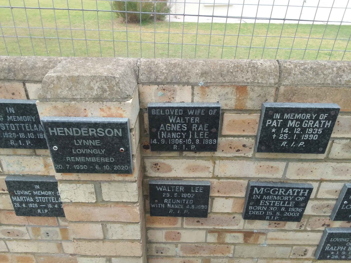 LEE Walter 1902-1990 &amp; Agnes Rae 1906-1989 :: MCGRATH Pat 1935-1990 &amp; Estelle 1936-2003