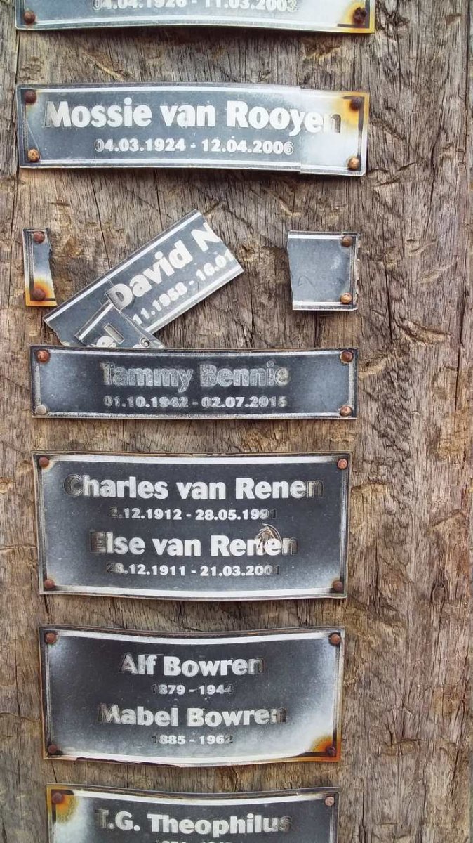 ROOYEN Mossie, van 1924-2006 :: NEL David 1958-196? :: BENNIE Tammy 1942-2015