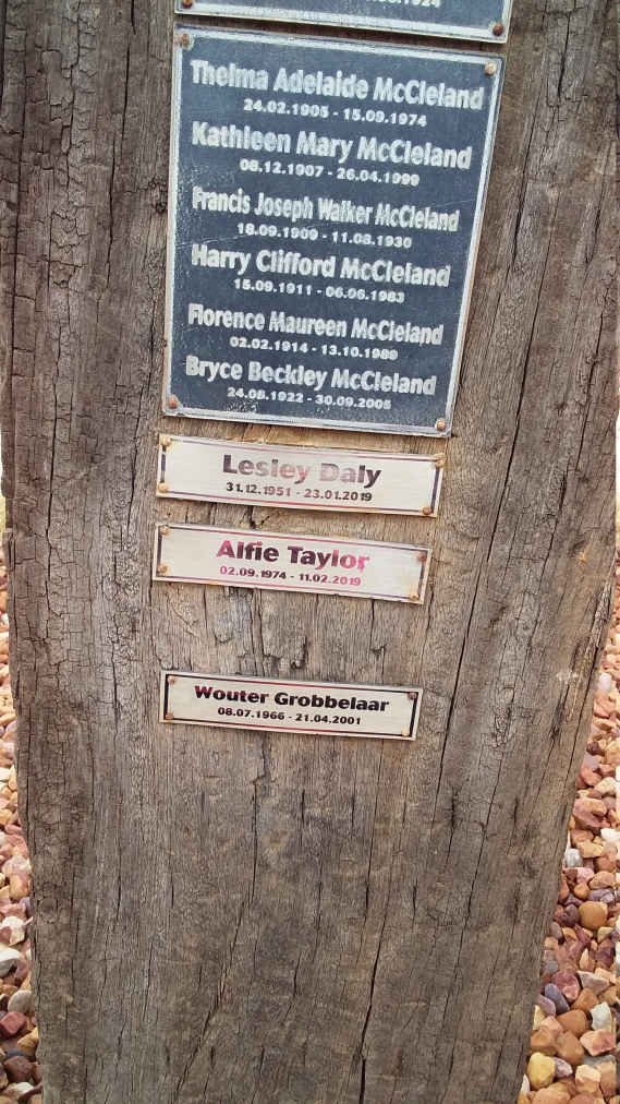 MCCLELAND Thelma Adelaide 1905-1974 :: MCCLELAND Kathleen Mary 1907-1999 :: MCCLELAND Francis Joseph Walker 1909-1930