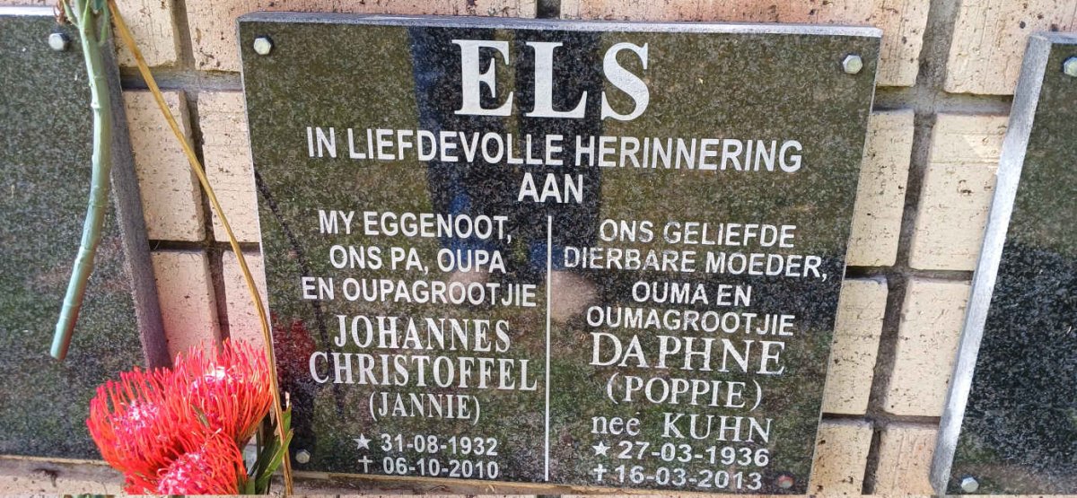 ELS Johannes Christoffel 1932-2010 &amp; Daphne KUHN 1936-2013