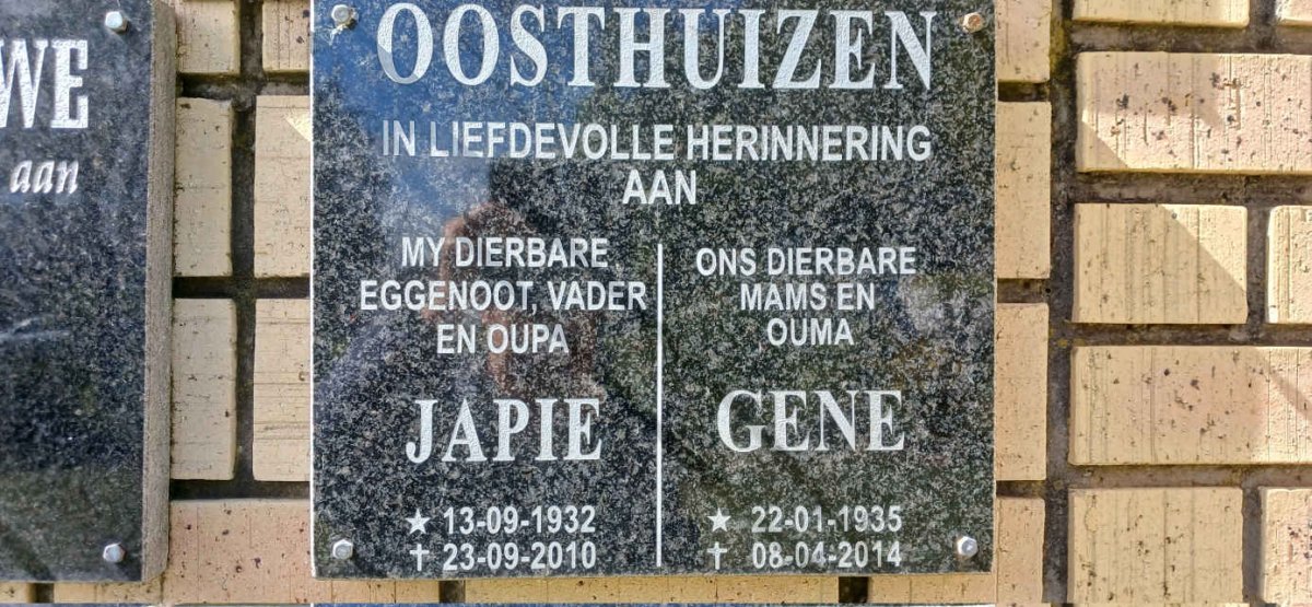 OOSTHUIZEN Japie 1932-2010 &amp; Gene 1935-2014
