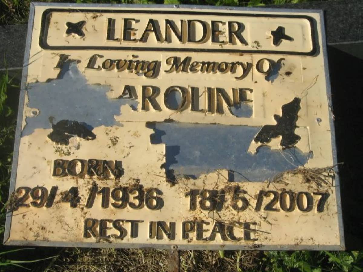 LEANDER Caroline 1936-2007
