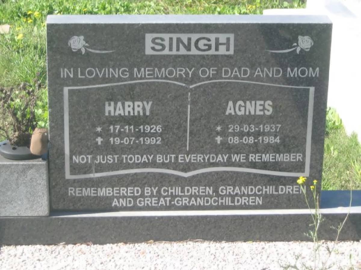 SINGH Harry 1926-1992 &amp; Agnes 1937-1984