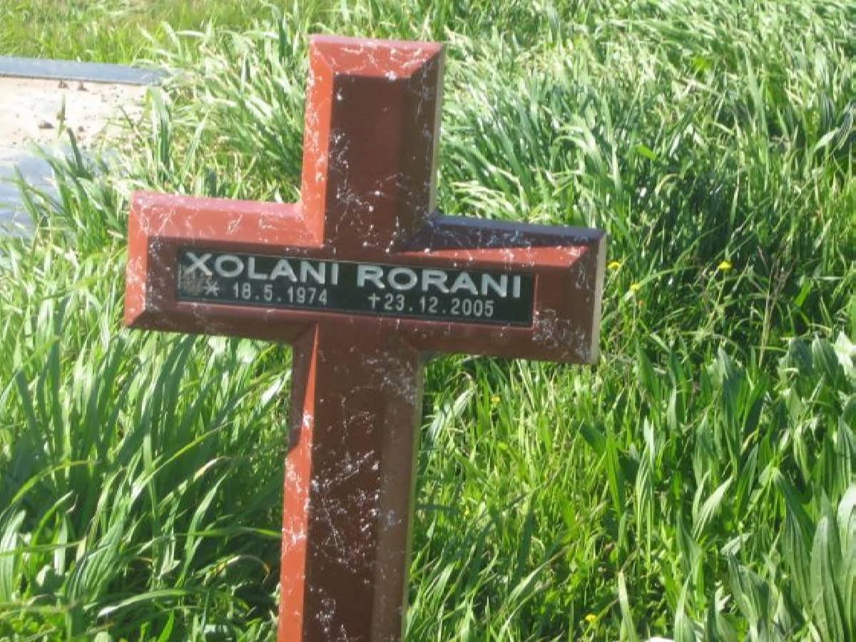RORANI Xolani 1974-2005