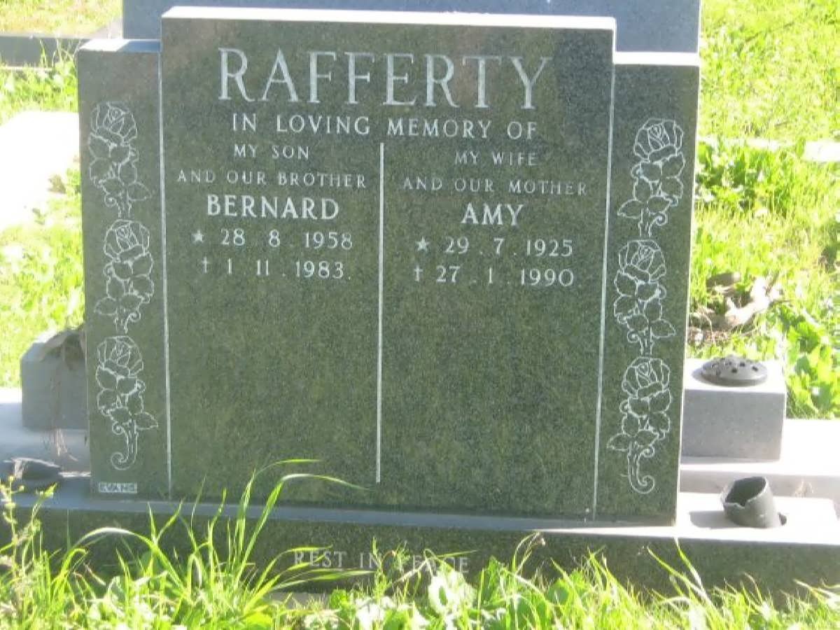 RAFFERTY Bernard 1958-1983 :: RAFFERTY Amy 1925-1990
