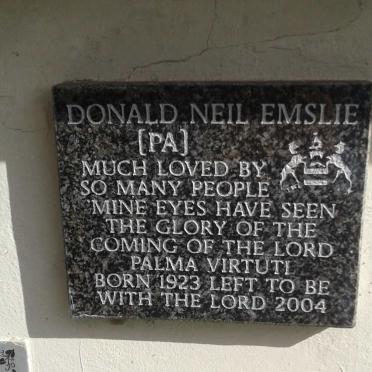 Eastern Cape, PORT ELIZABETH / GQEBERHA, Lorraine, Emmanuel Church, Memorial wall