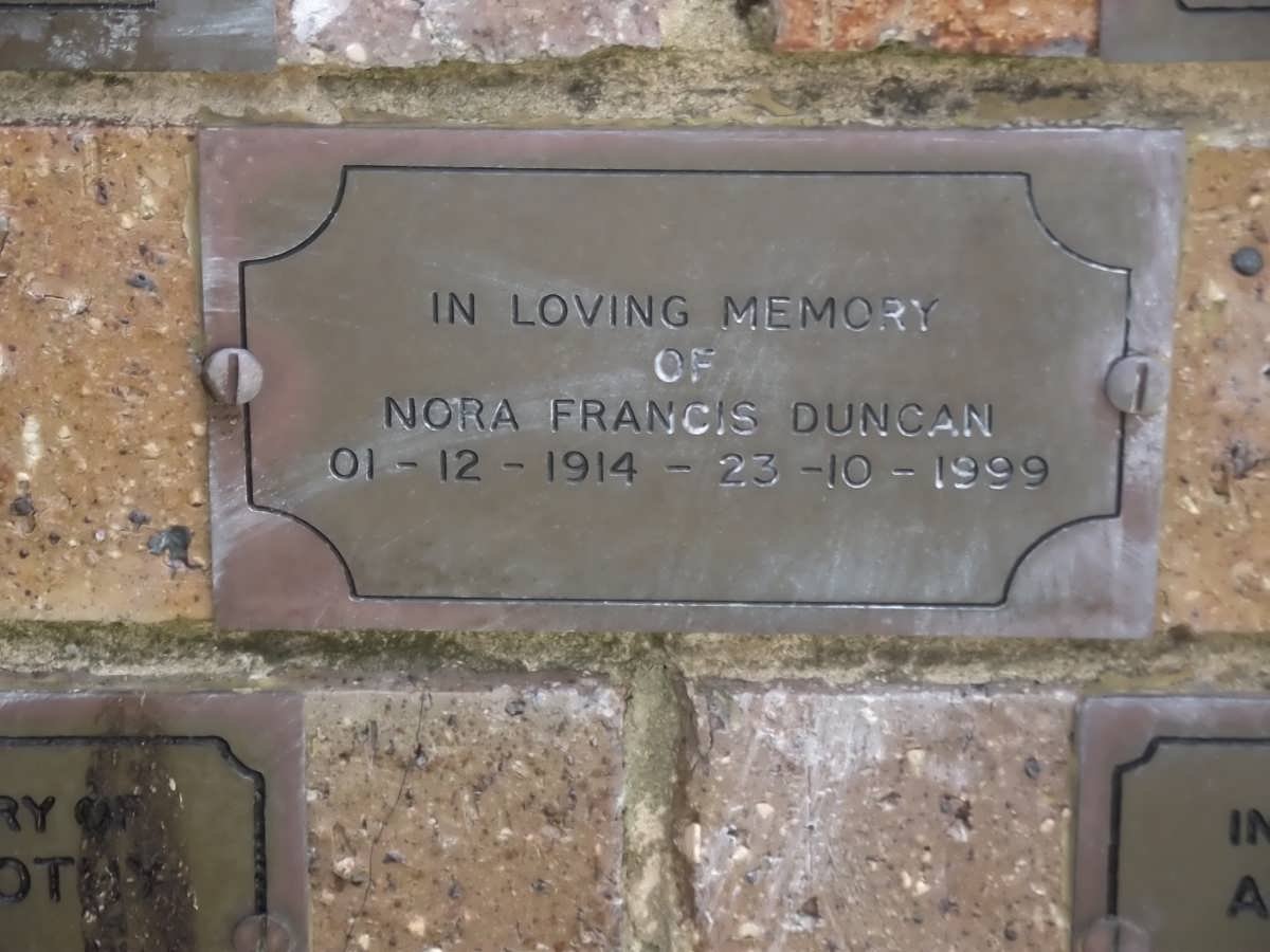 DUNCAN Nora Francis 1914-1999