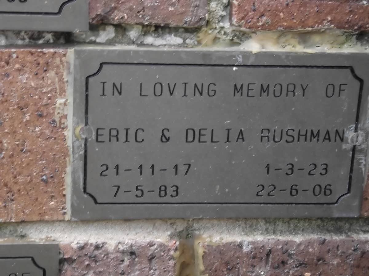 RUSHMAN Erica 1917-1983 &amp; Delia 1923-2006
