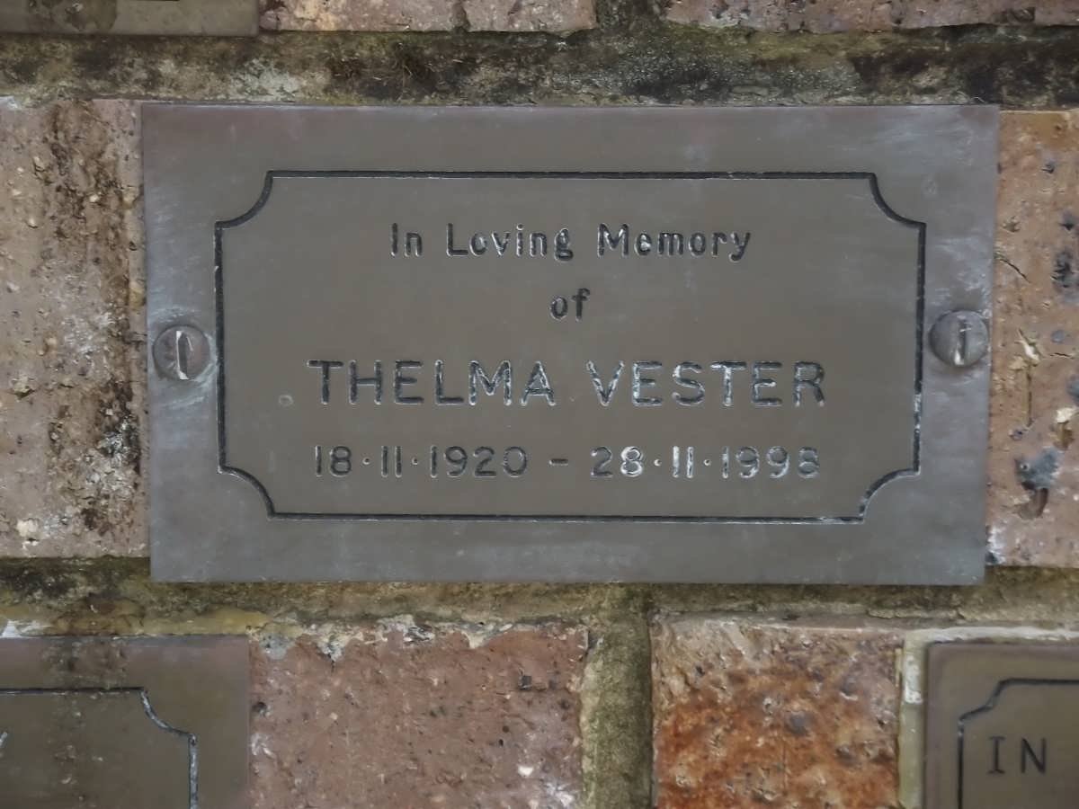 VESTER Thelma 1920-1995