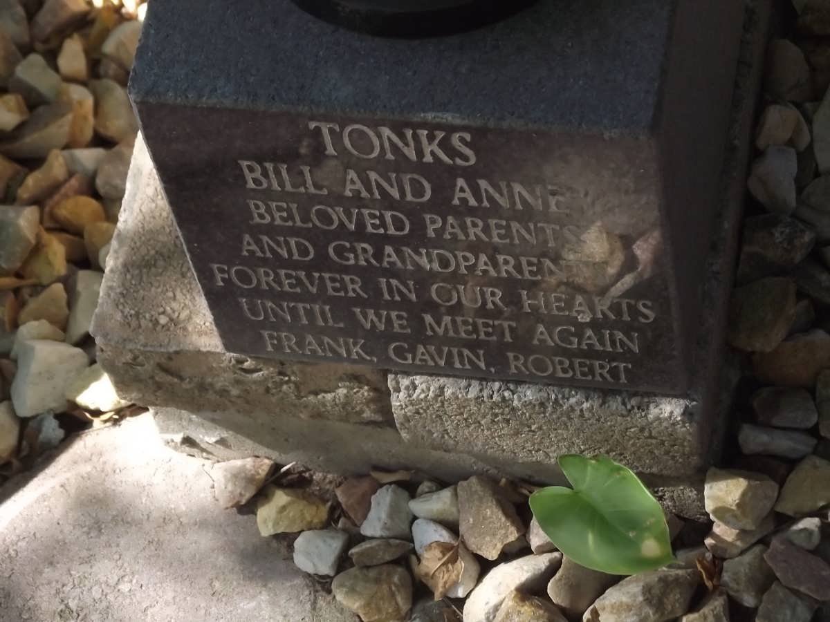 TONKS Bill &amp; Anne