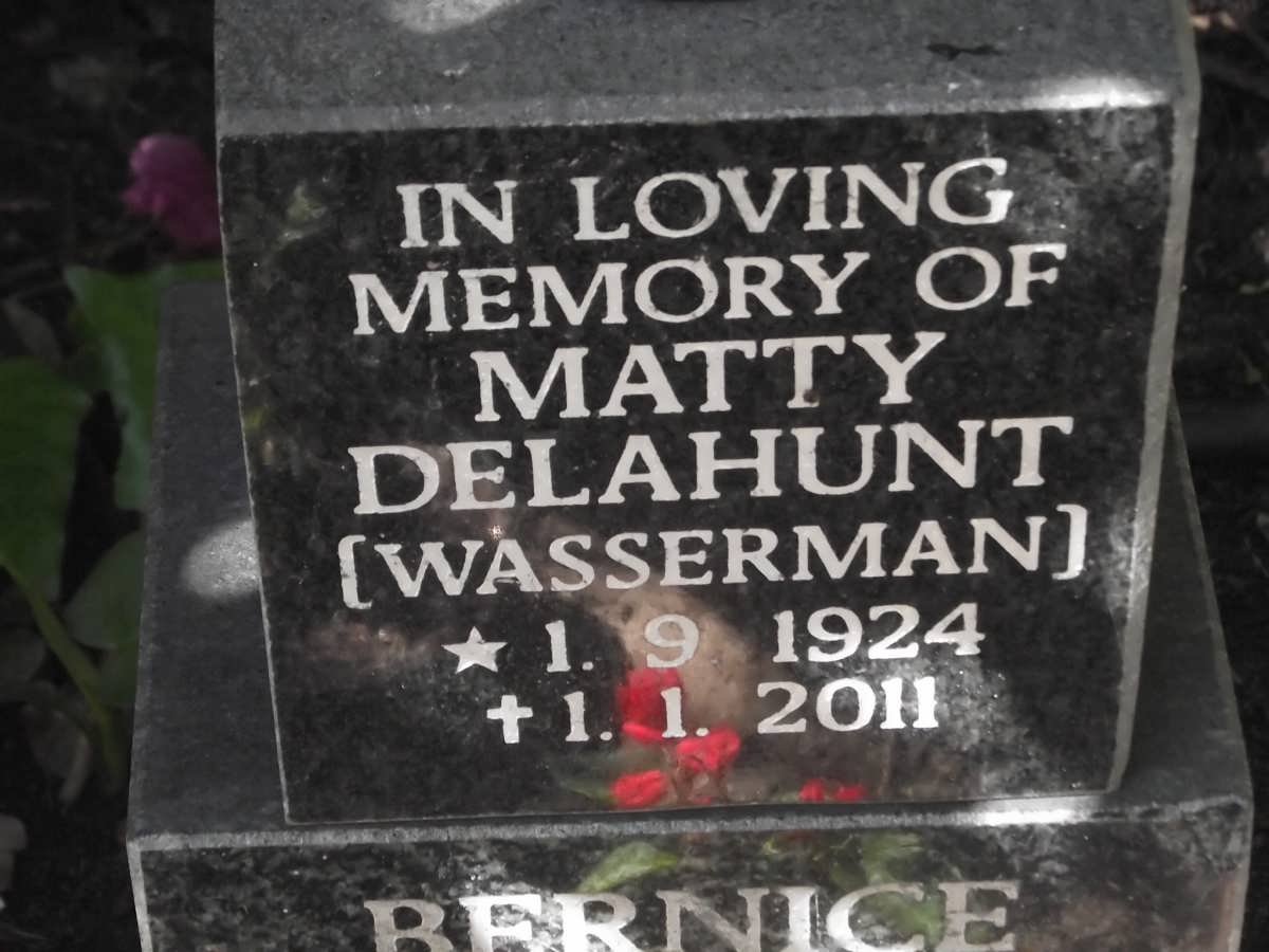 DELAHUNT Matty nee WASSERMAN 1924-2011