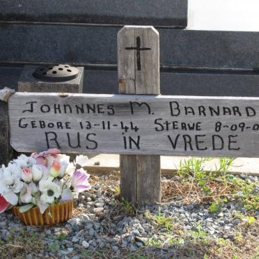 BARNARD Johannes M. 1944-2004