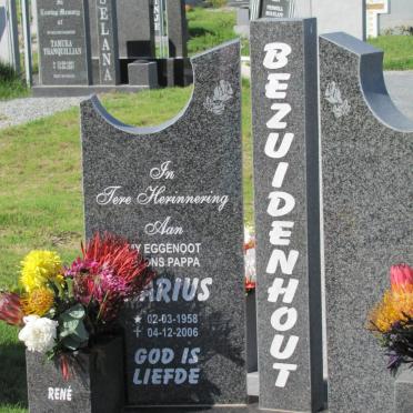 BEZUIDENHOUT Marius 1958-2006