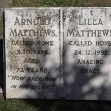 MATTHEWS Arnold -1976 &amp; Lilla -1992