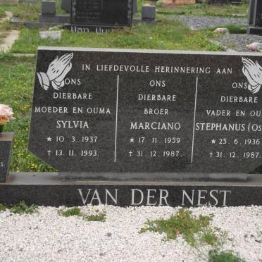 ROOYEN, van :: NEST, van der