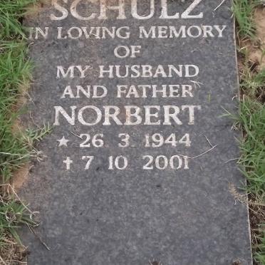 SCHULZ Norbert 1944-2001