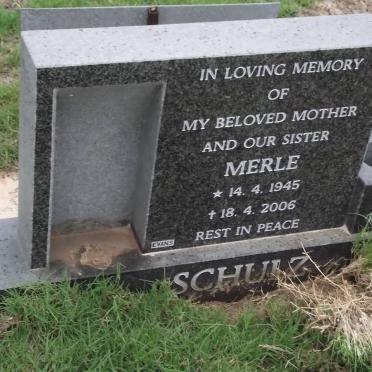 SCHULZ Merle 1945-2006