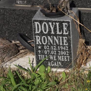 DOYLE Ronnie 1942-2002
