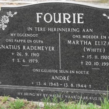 FOURIE :: WHITE