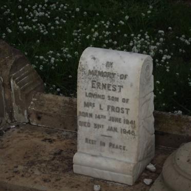 FROST Ernest 1941-1946