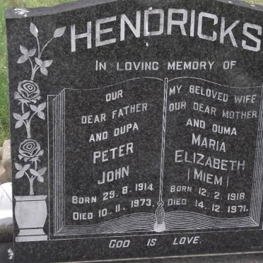 HENDRICKS Peter John 1914-1973 &amp; Maria Elizabeth 1918-1971