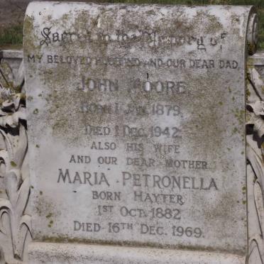 MOORE John 1879-1942 &amp; Maria Petronella HAYTER 1882-1969