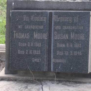 MOORE Thomas 1859-1939 &amp; Susan 1859-1945