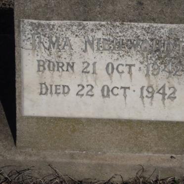 NIEUWOUDT Irma 1942-1942