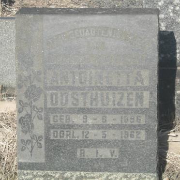 OOSTHUIZEN