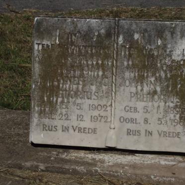 PRETORIUS Johannes J.C. 1902-1972 &amp; Johanna J.P.D. 1892-1963