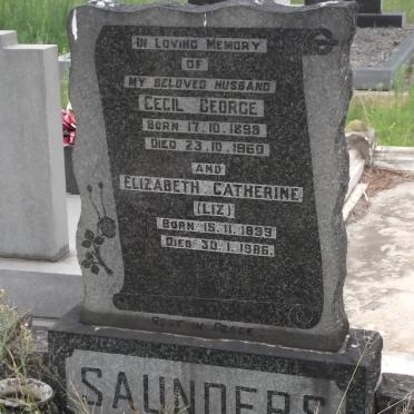SAUNDERS Cecil George 1898-1960 &amp; Elizabeth Catherine 1899-1986